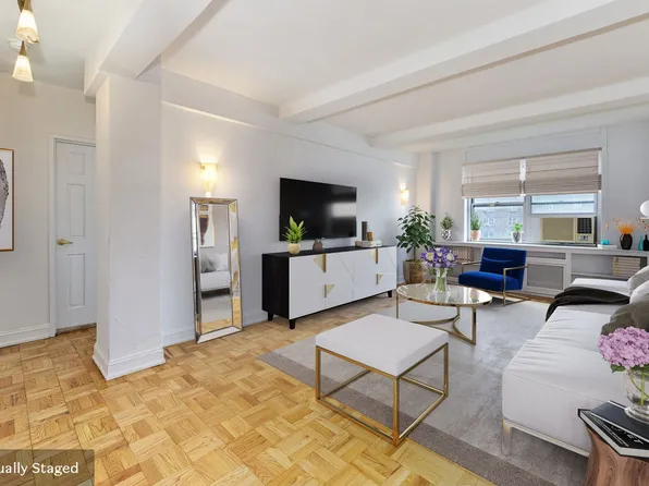 550 Grand Street image 1 of 8