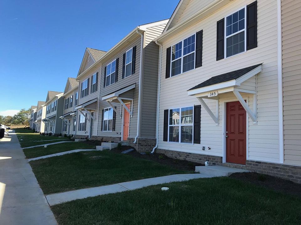 1st image of 290 Lunaria Ln NW