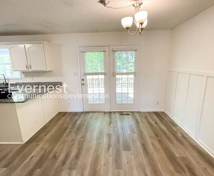 2503 Elkmont Dr — Photo 7