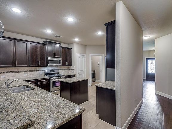 2nd image of 15904 Langsdale St