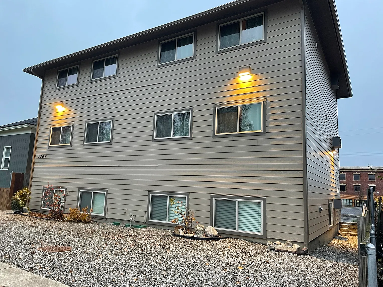 1 bed, 600 sqft, $975 — Photo 1