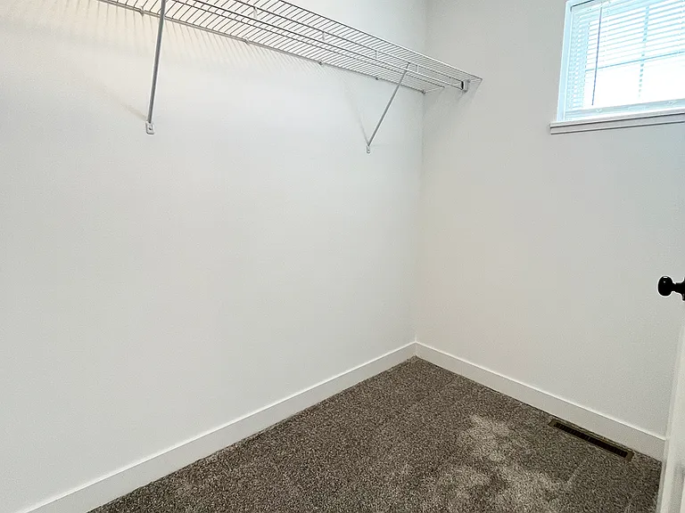 2325 Excel Dr — Photo 20