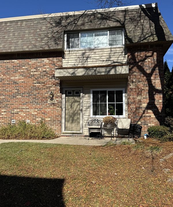 1st image of 529 Longshore Dr APT A