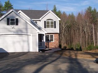 34 Hobart Hill Rd, Brookline, NH 03033