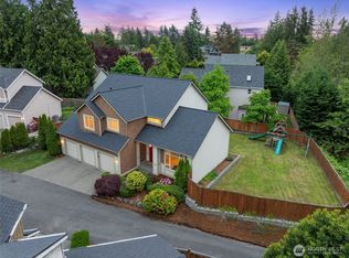 15535 NE 62nd Ct, Redmond, WA