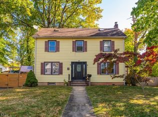 625 Locust St, Roselle, NJ 07203