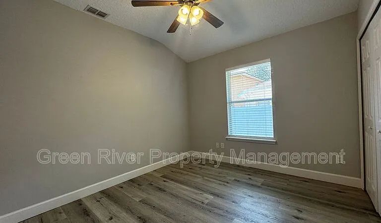 338 Bridgestone Ct — Photo 24