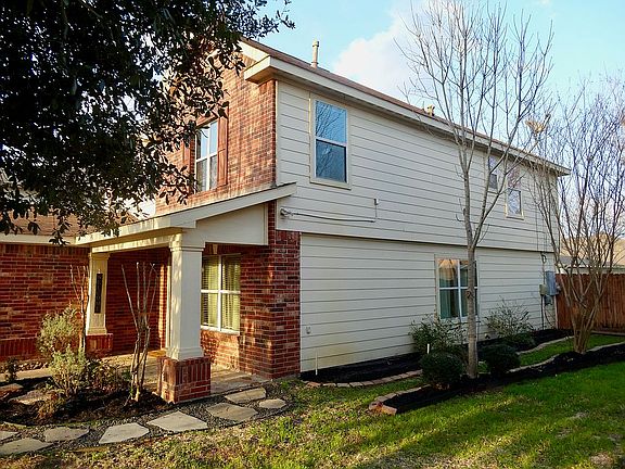 4th image of 15306 Harris Canyon Ln