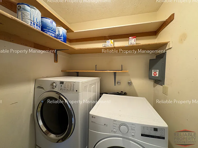 255 E Main St #22 — Photo 14
