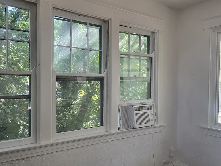 2516 Cleinview Ave — Photo 10
