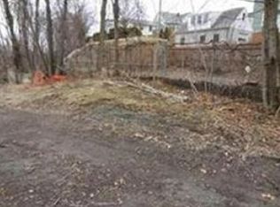 Grape St, Chicopee, MA 01020