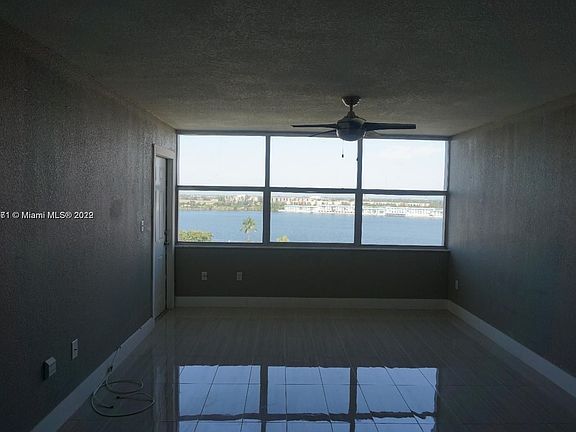 2nd image of 1200 NE Miami Gardens Dr APT 1012W