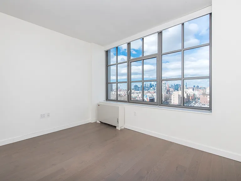282 S 5th St #7D — Photo 2