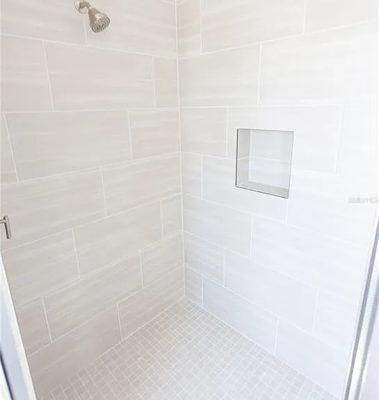 820 Lowood Ct — Photo 31