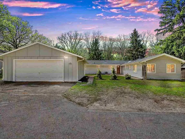 624 Whiting Ave, Iowa City, IA 52245