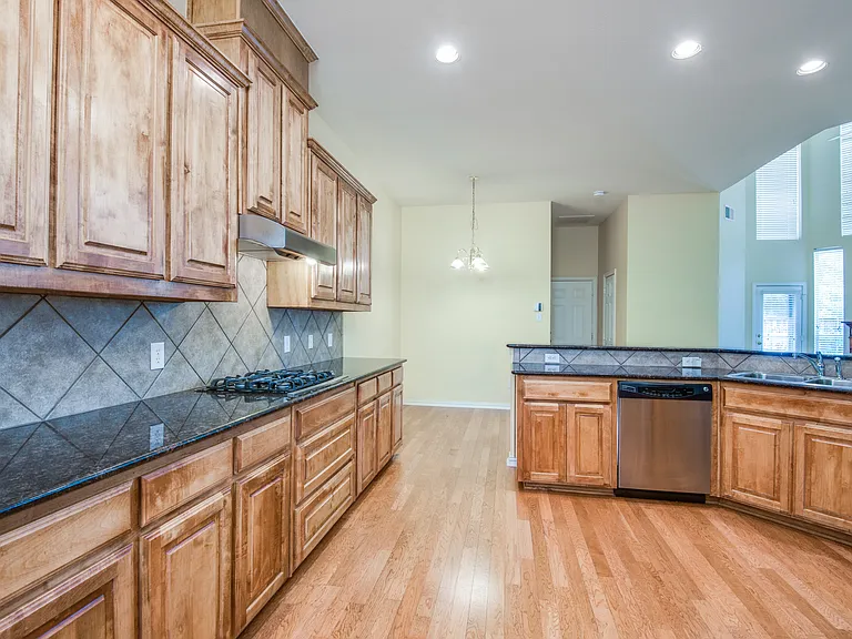 5636 Country View Ln — Photo 11