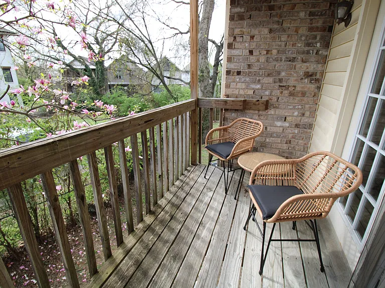515 Chesterfield Ave #D — Photo 7