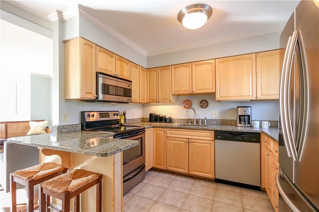 27 Back Cove Estates Rd — Photo 2