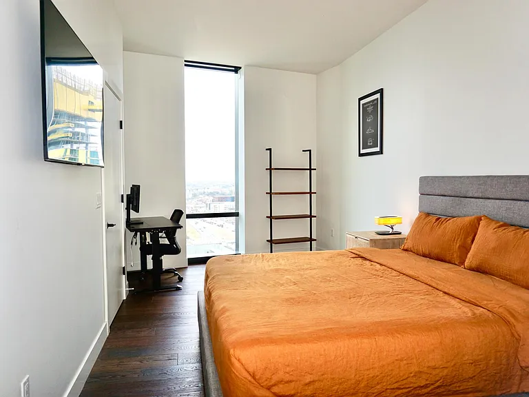 70 Rainey St #2009 — Photo 14
