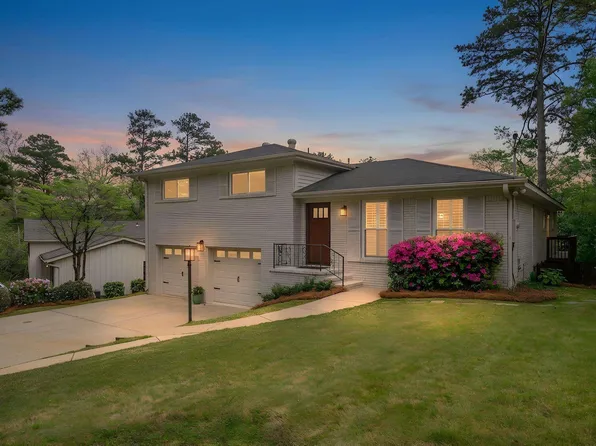 1609 Wellington View Rd, Birmingham, AL 35209