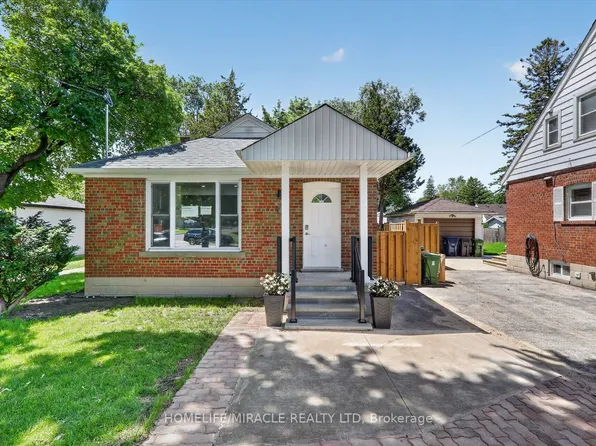 46 Singleton Rd, Toronto, ON M1R 1H9