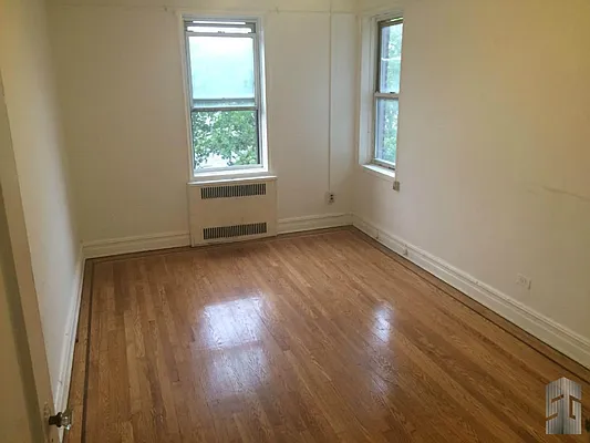 Rented by Skyline Group Real Estate | media 22