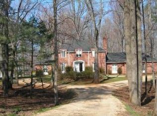 680 Ivy Farm Dr, Charlottesville, VA 22901