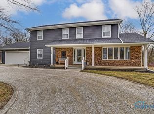 13670 Klopfenstein Rd, Bowling Green, OH 43402