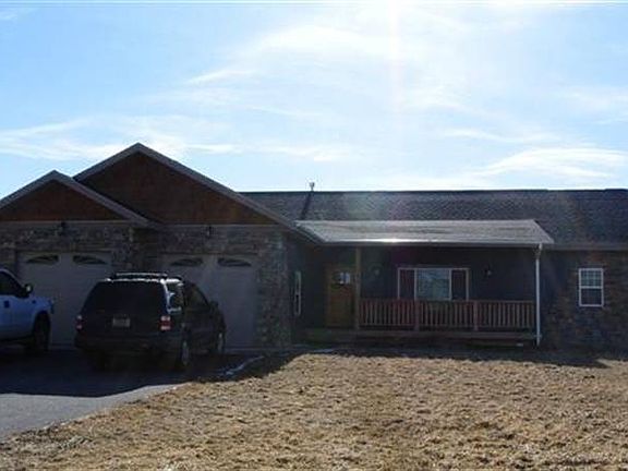 2nd image of 102 Cross Town Ct