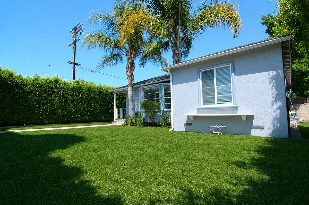 Building Photo - 6730 Balboa Blvd