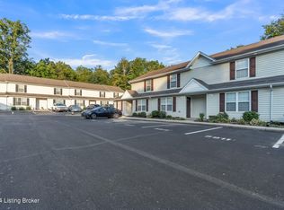 5911 Woodcreek Crossing Way, Crestwood, KY 40014