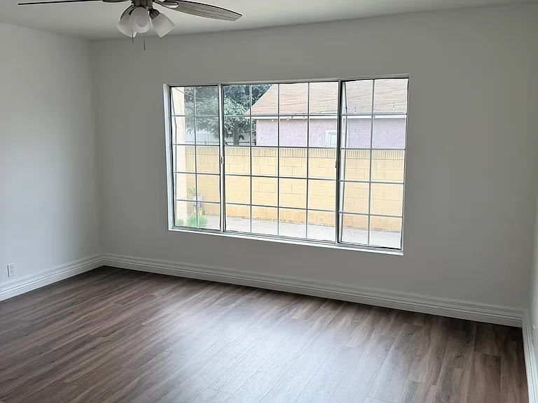 BEDROOM #1