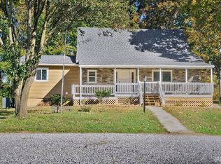 558 Pinewood Dr, Bedford, IN 47421