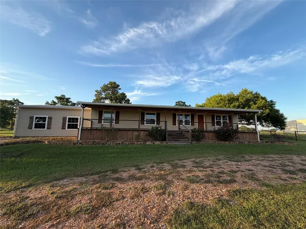 242 Mikeska Rd, Bellville, TX 77418