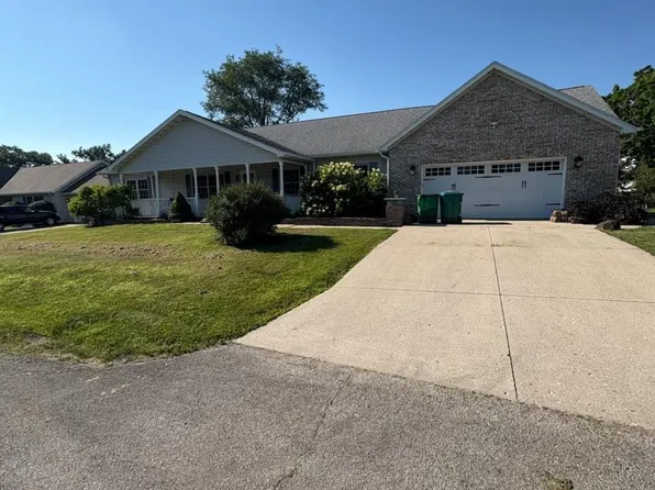 1208 Tuscan Dr, New Castle, IN 47362