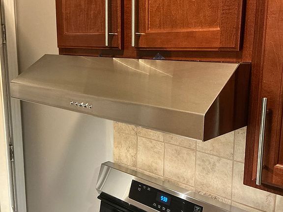 4th image of 7544 S Stewart Ave APT 3A