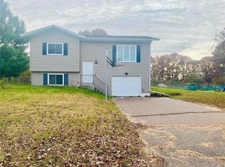 1014 Julie Ln, Menomonie, WI 54751