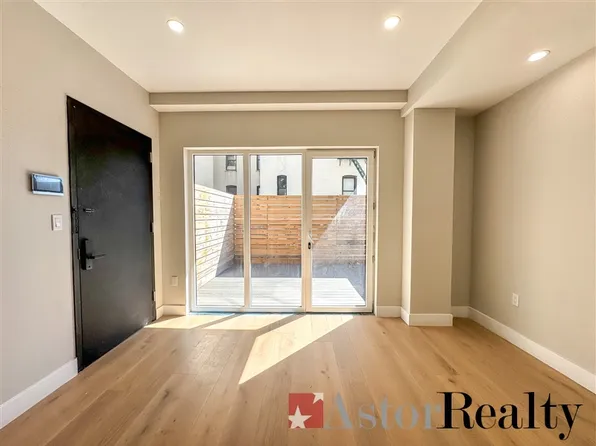 30-85 31st Street image 1 of 11
