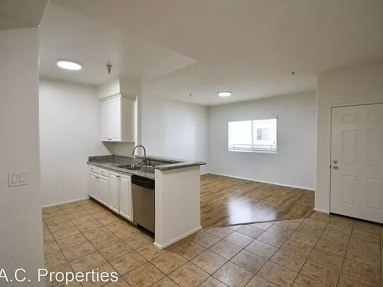 5500 Bonner Ave — Photo 9