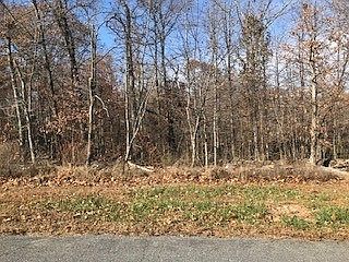 1st image of 13 Clyde Ln #13