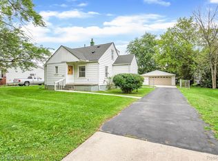 23796 Wagner Ave, Warren, MI 48089