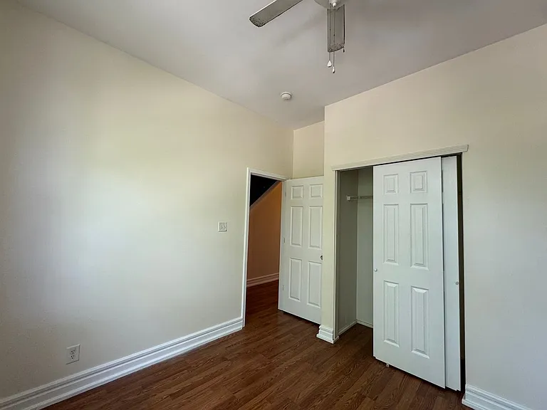 2027 Russell Blvd. — Photo 15