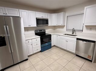 6046 SW 40th St, Hollywood, FL 33023