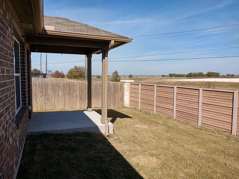 109 Schuster Ct — Photo 14