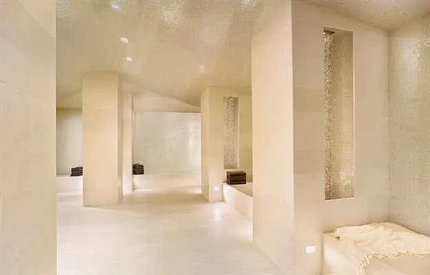 Sold by Citi Habitats | media 11