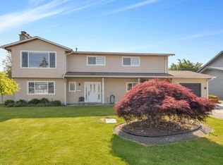 4908 56th St, Delta, BC V4K3C4