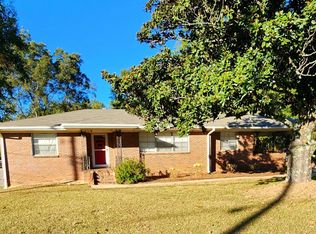 5791 Warrior River Rd, Bessemer, AL 35023