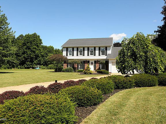 2nd image of 44144 Carla Dr
