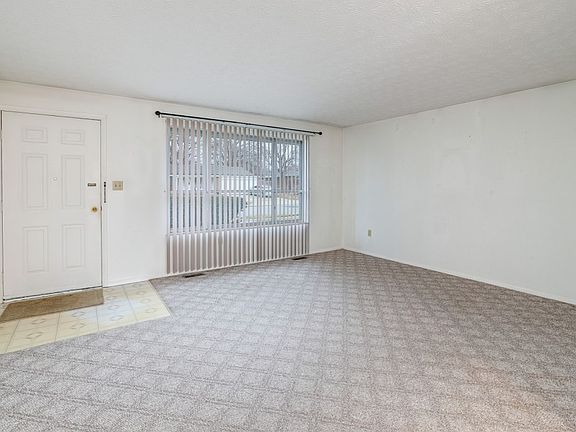2nd image of 704 Hile Ln