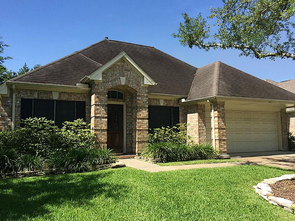 1st image of 2719 Shelby Dr
